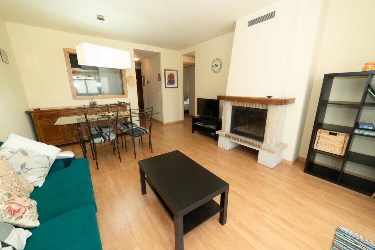 Apartaments Espai D'アヘル エクステリア 写真