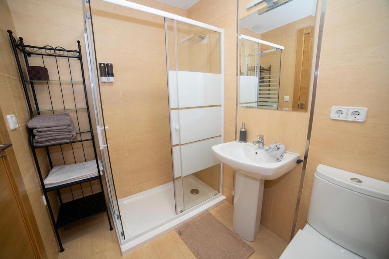 Apartaments Espai D'アヘル エクステリア 写真