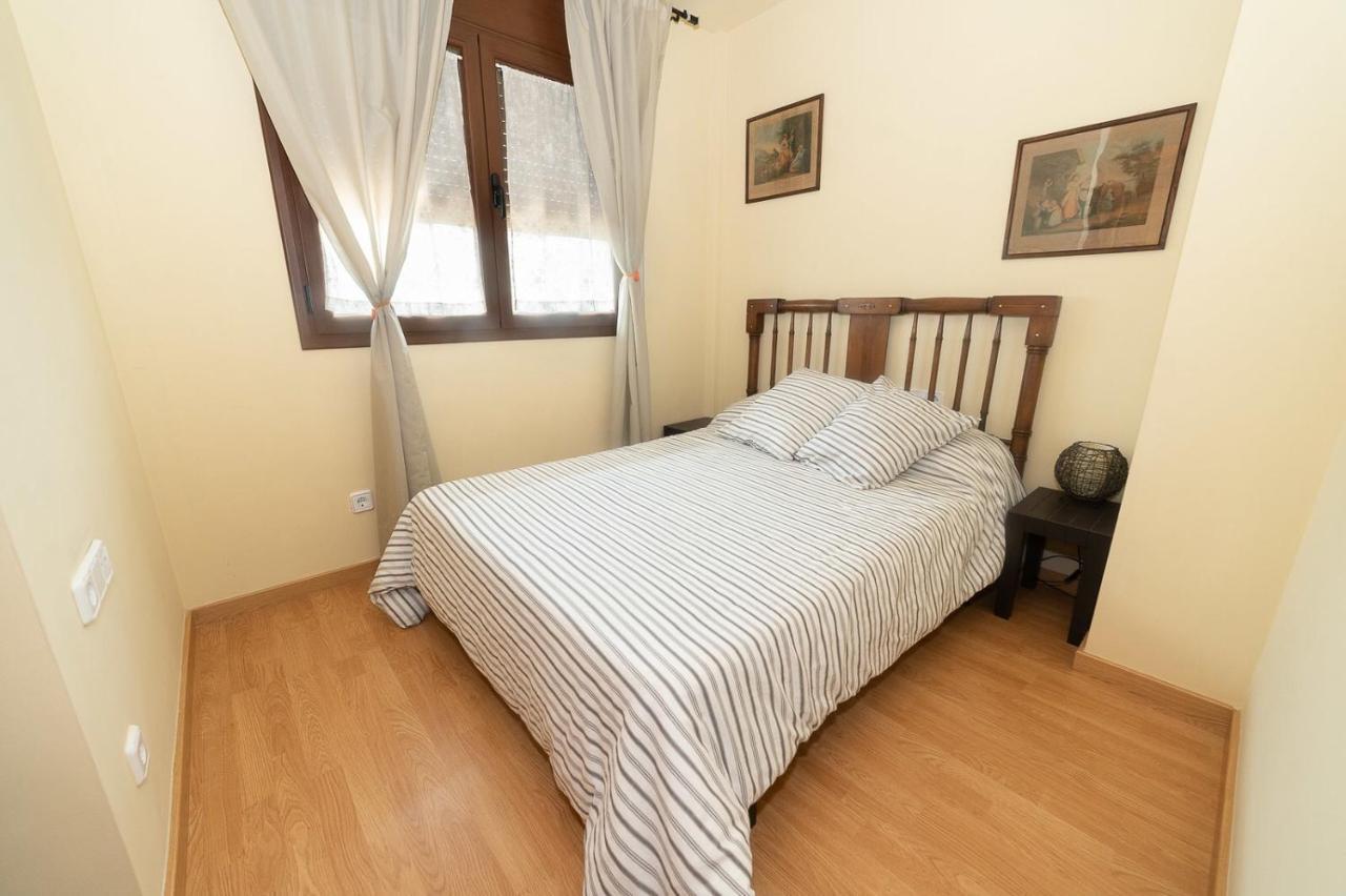 Apartaments Espai D'アヘル エクステリア 写真